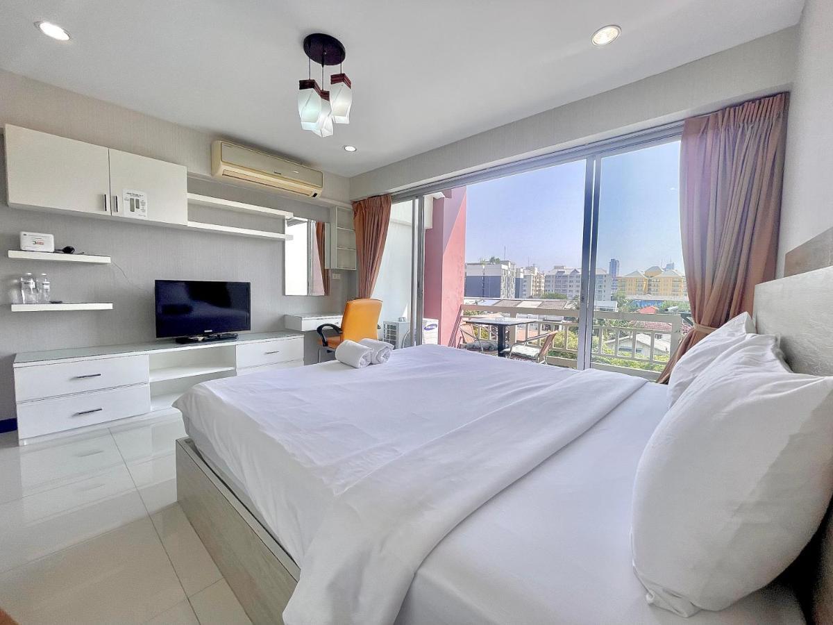 Baan Sabai Rama IV Apartment Бангкок Экстерьер фото