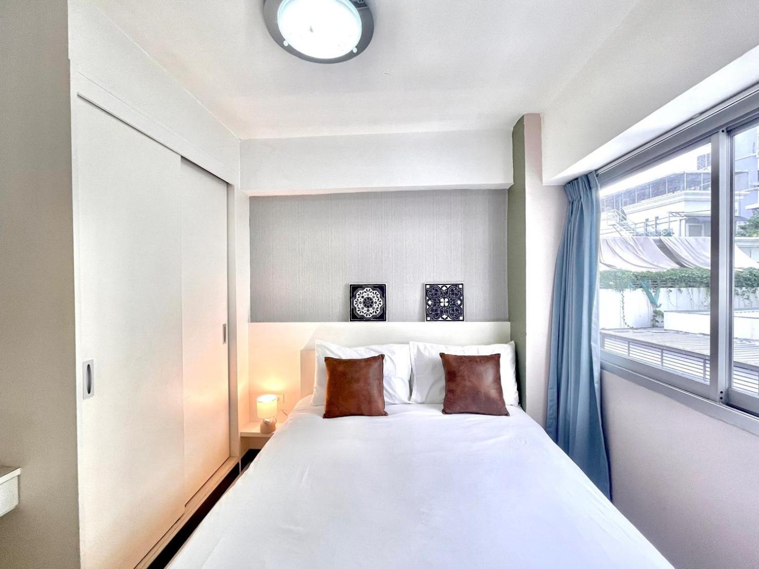 Baan Sabai Rama IV Apartment Бангкок Экстерьер фото